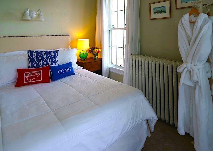 Captain Sawyer'S Bed And Breakfast 부스베이하버 외부 사진