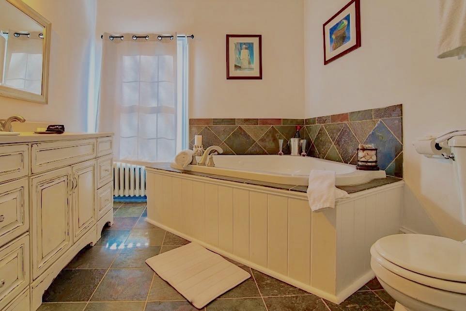 Captain Sawyer'S Bed And Breakfast 부스베이하버 외부 사진