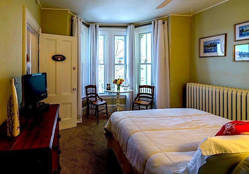 Captain Sawyer'S Bed And Breakfast 부스베이하버 외부 사진